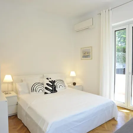 Apartment Oberon Rovinj Exterior photo