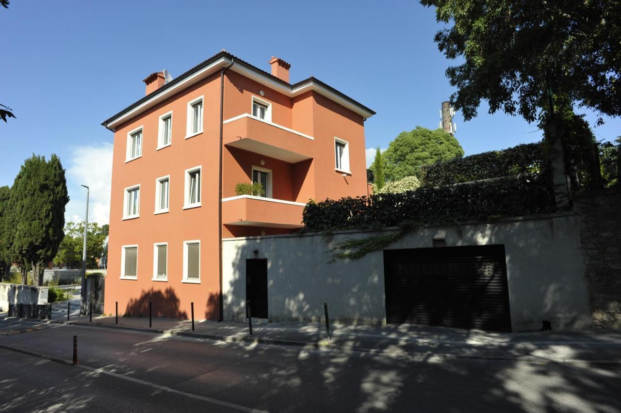Oberon Apartmán *